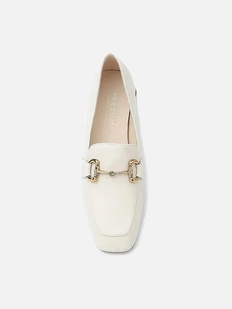 Arwen Classic Metal Buckle Leather Loafers