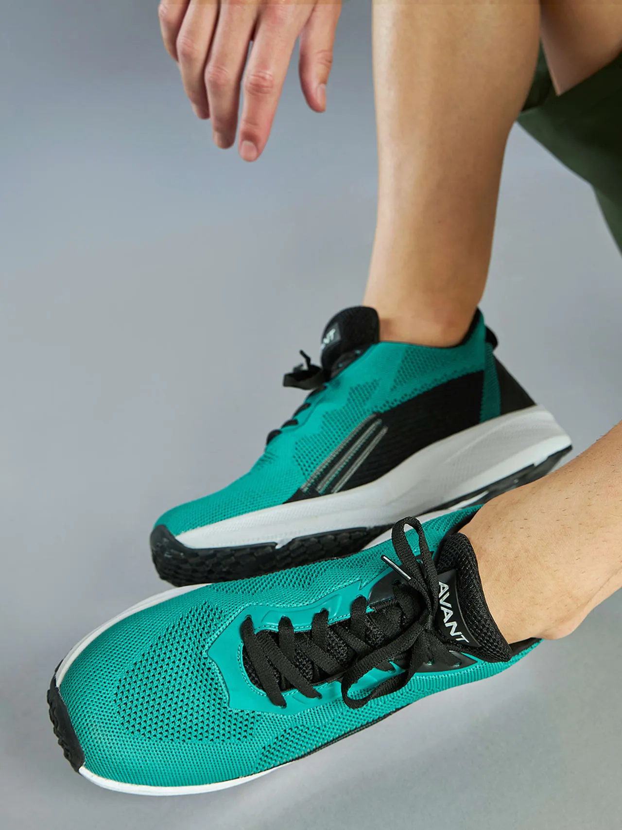 Avant Men's UltraBoom Running and Training shoes-F.Green