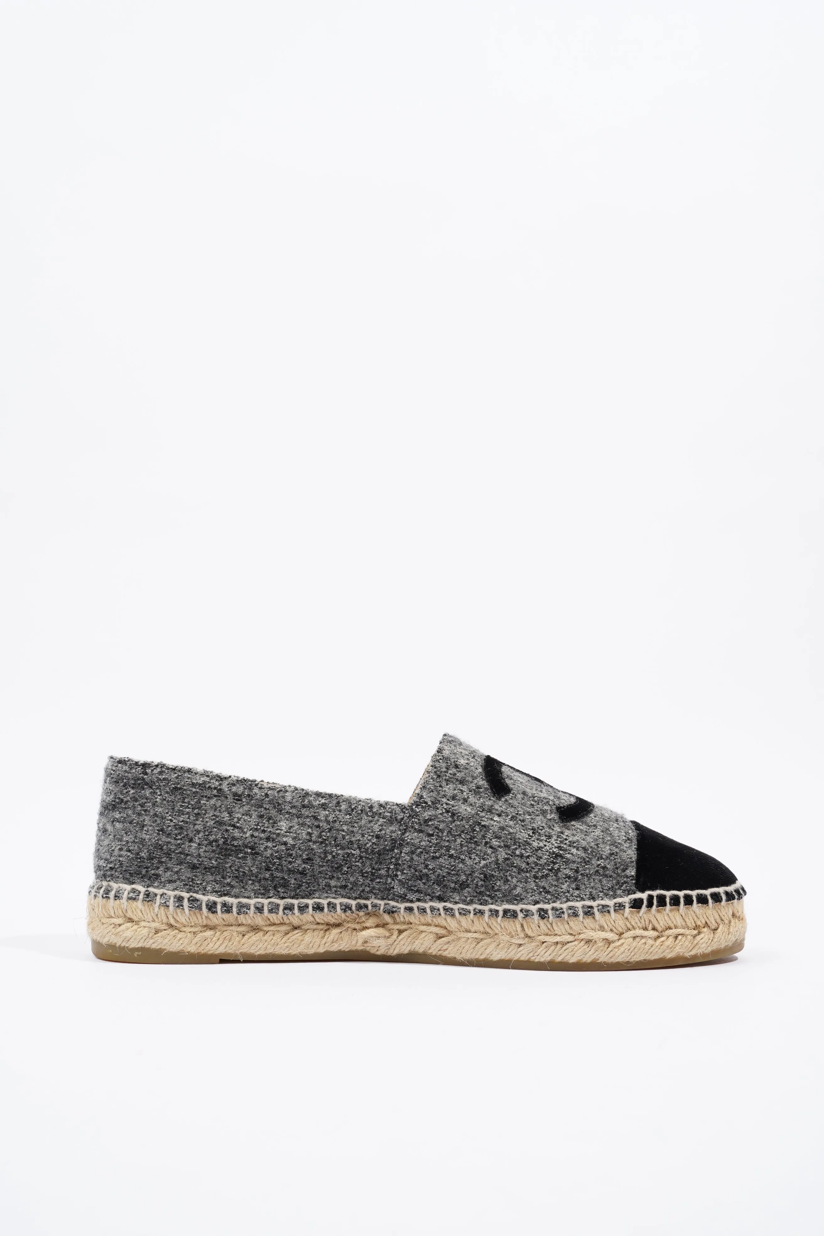 Chanel Espadrilles Grey   Black Fabric EU 40 UK 7