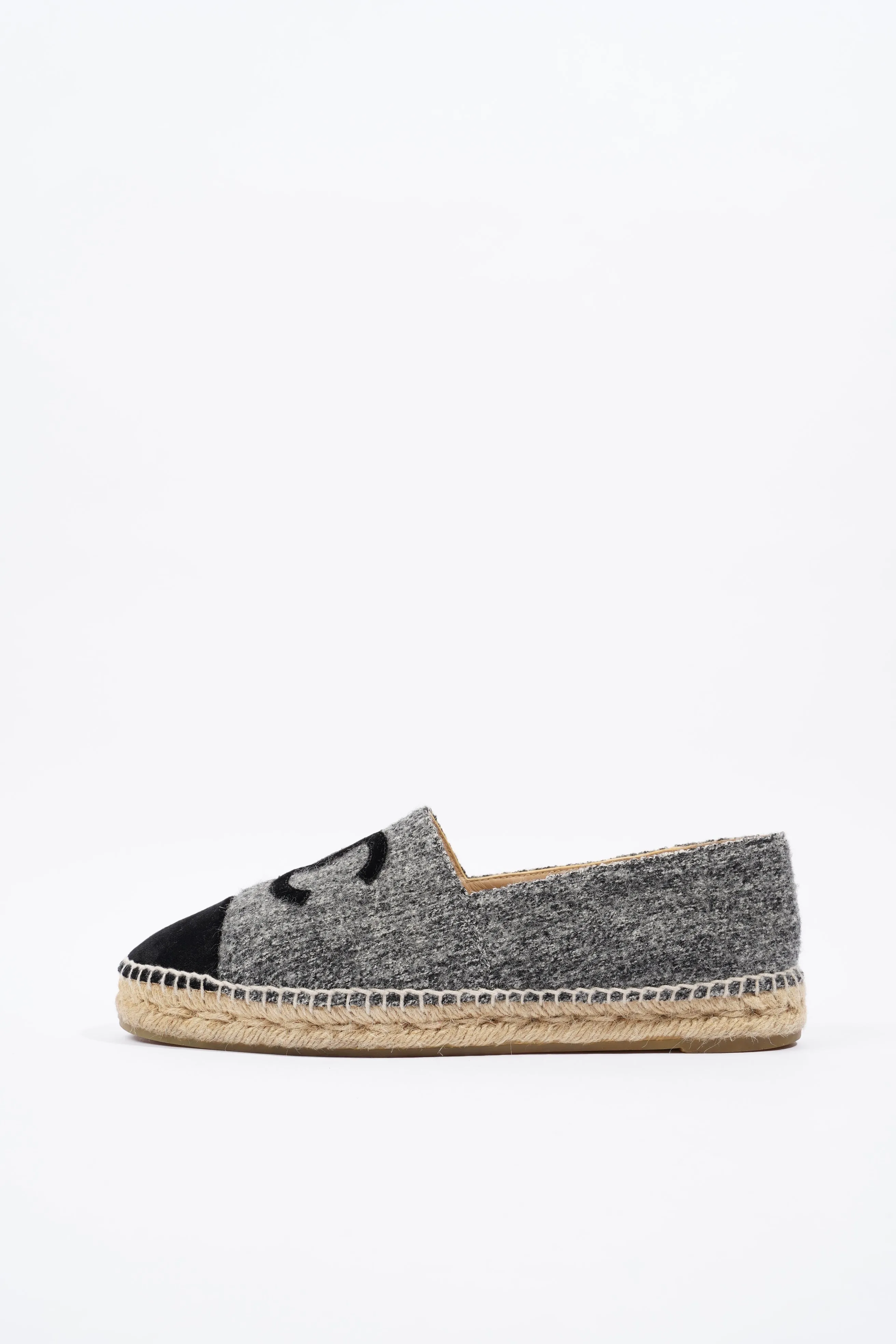 Chanel Espadrilles Grey   Black Fabric EU 40 UK 7