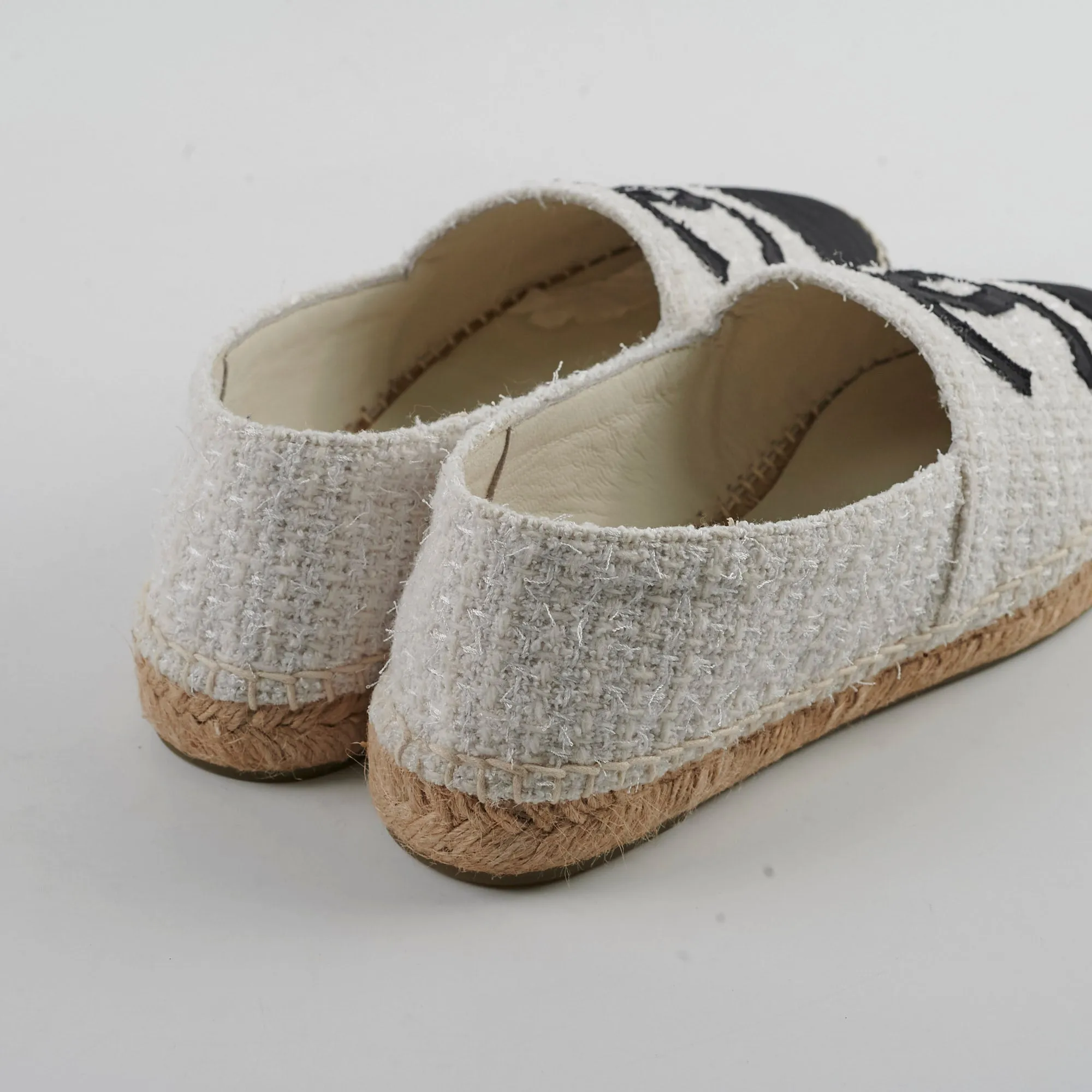 Chanel Espadrilles White Size 38