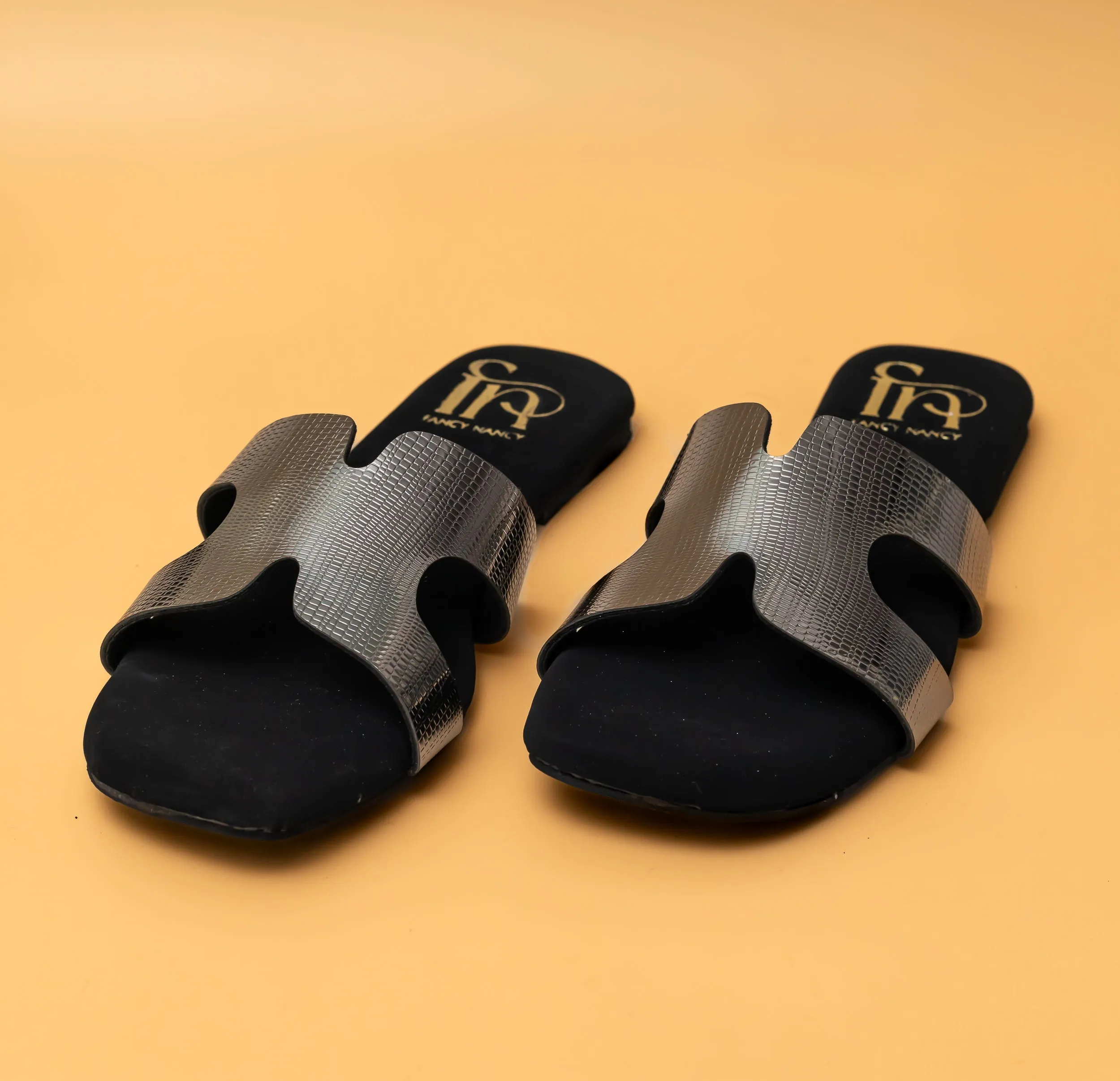 H Flats - Grey