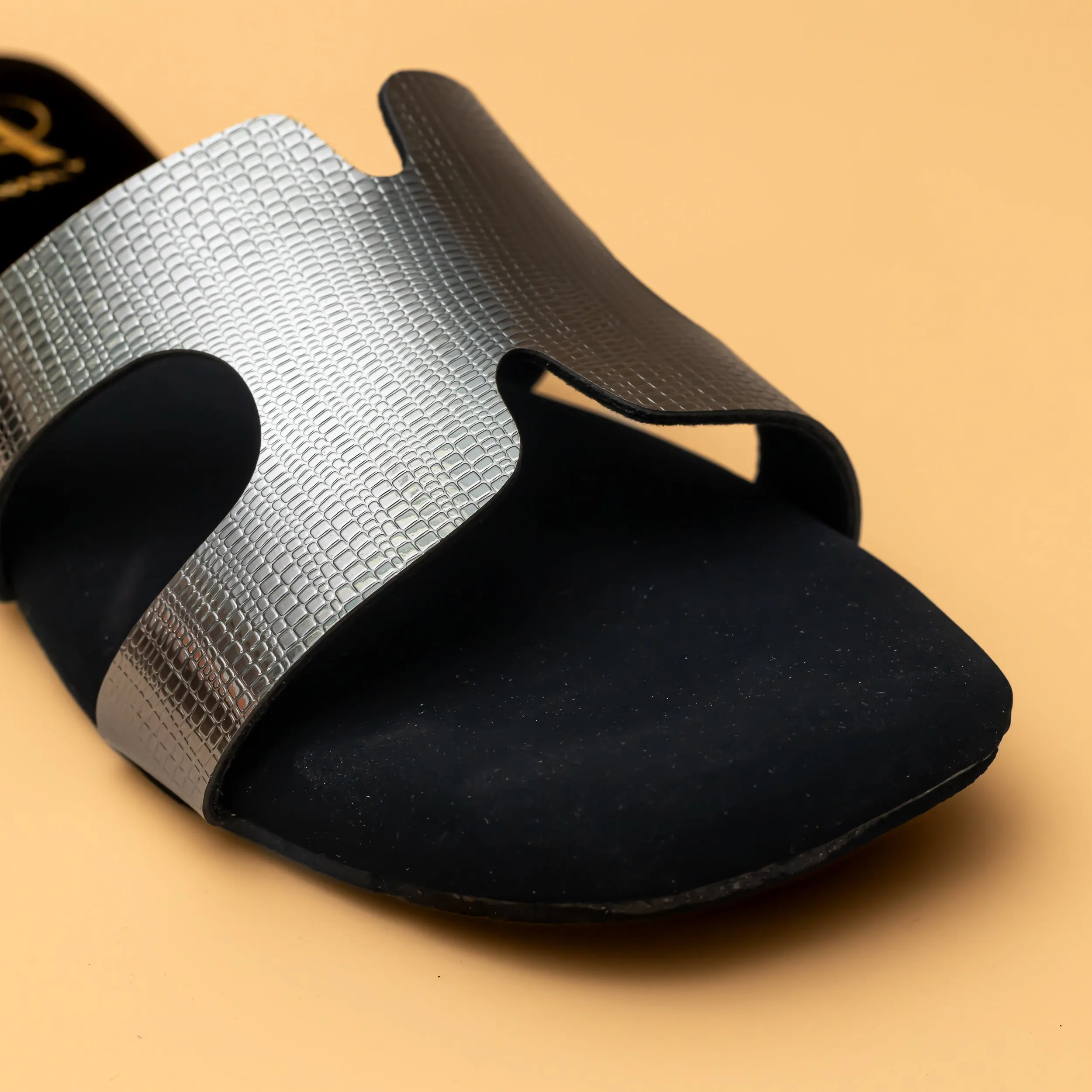 H Flats - Grey