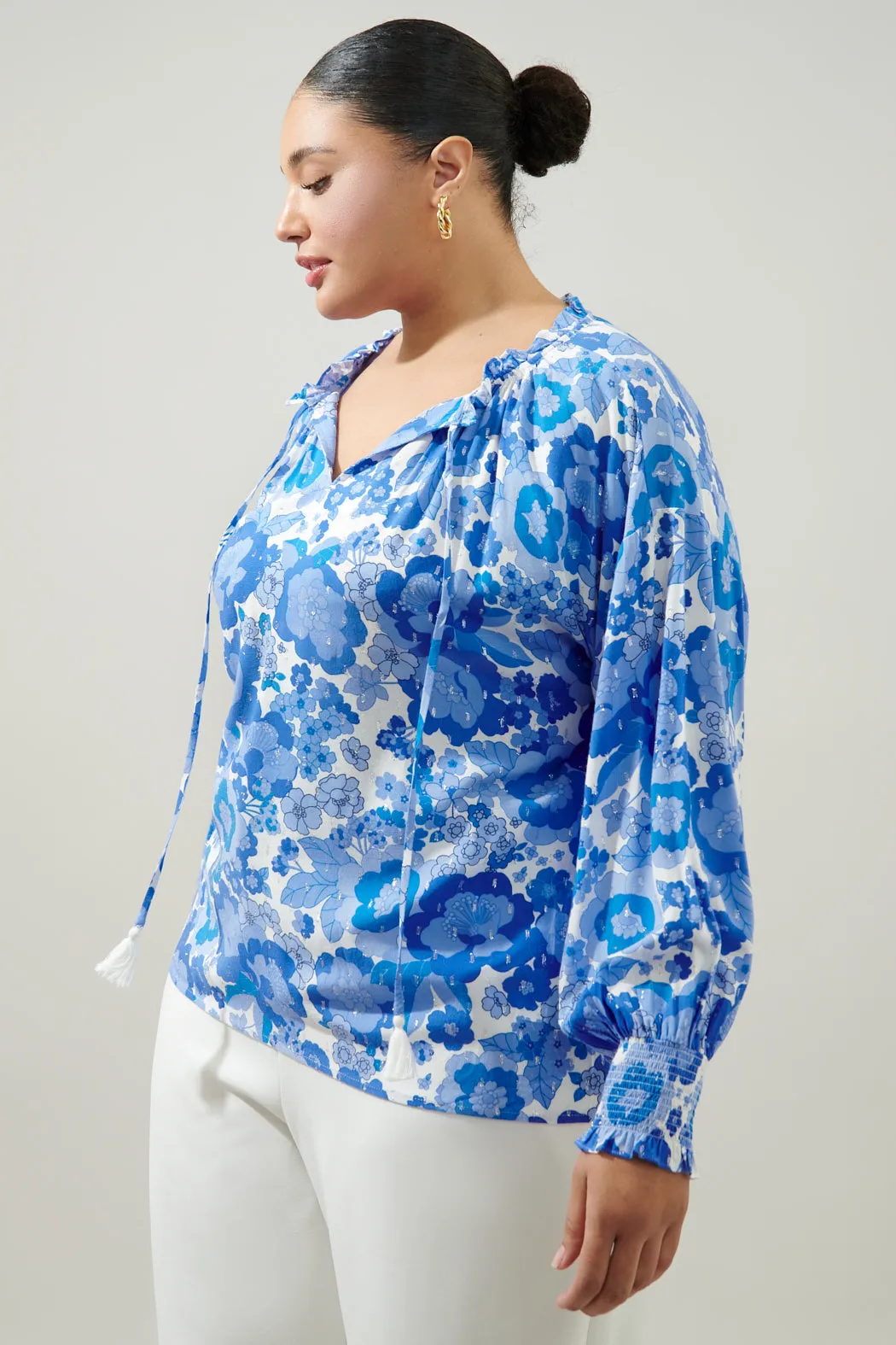 Juliani Floral Weylin Split Neck Tassel Blouse Curve