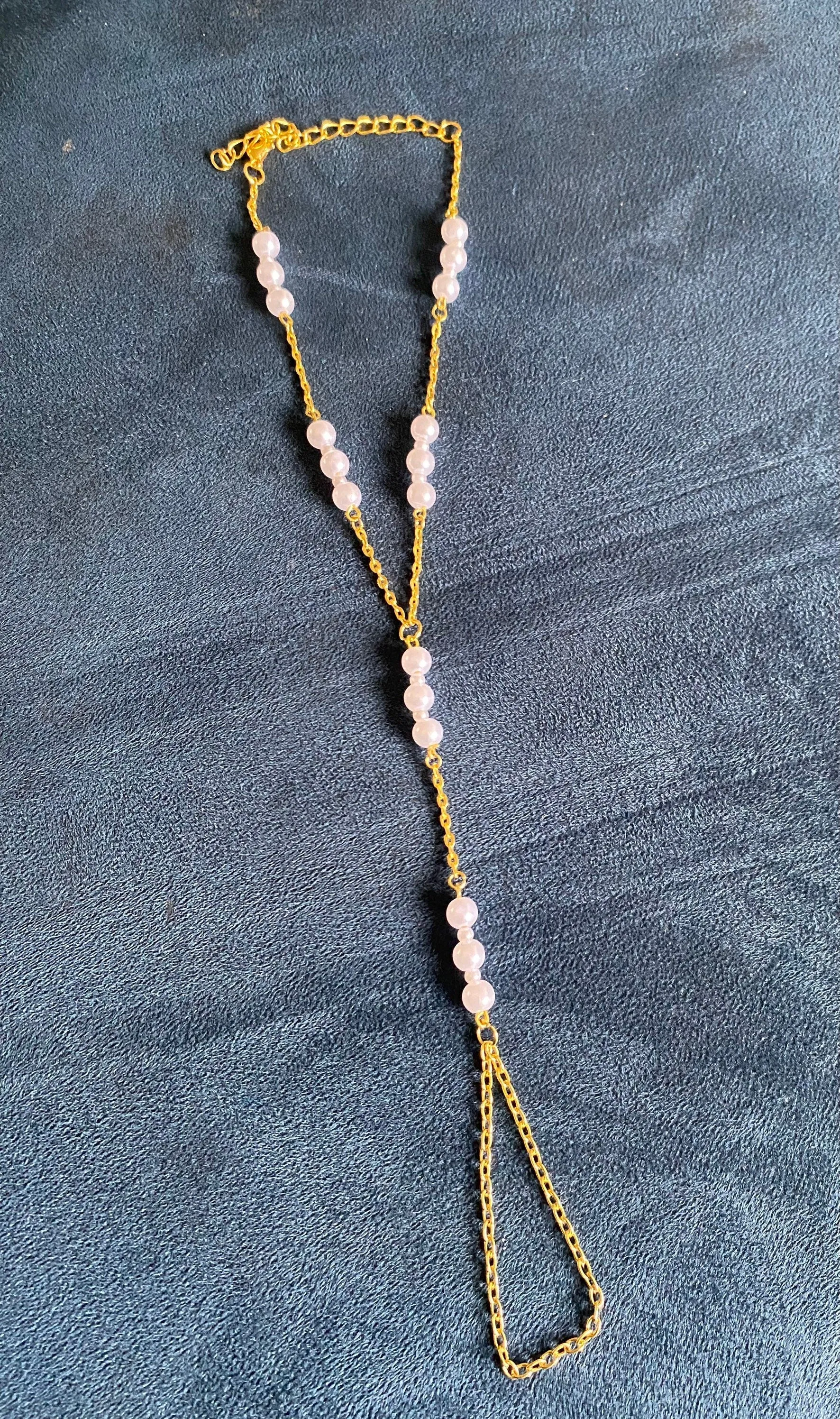 Pearl Barefoot Sandals ,pearl anklet, Beach Bride Barefoot sandals wedding Boho barefoot sandals Barefoot thong sandals,Bridesmaids sandals